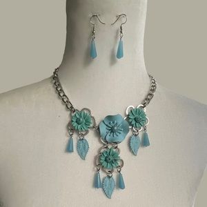 Women’s Fashion Jewelry Blue Floral Necklace & Earrings Set, Silver Curb Chain